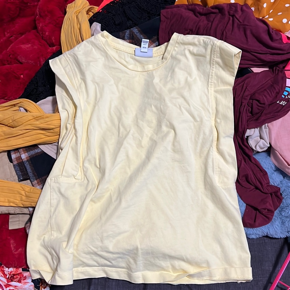 Tank top t shirt